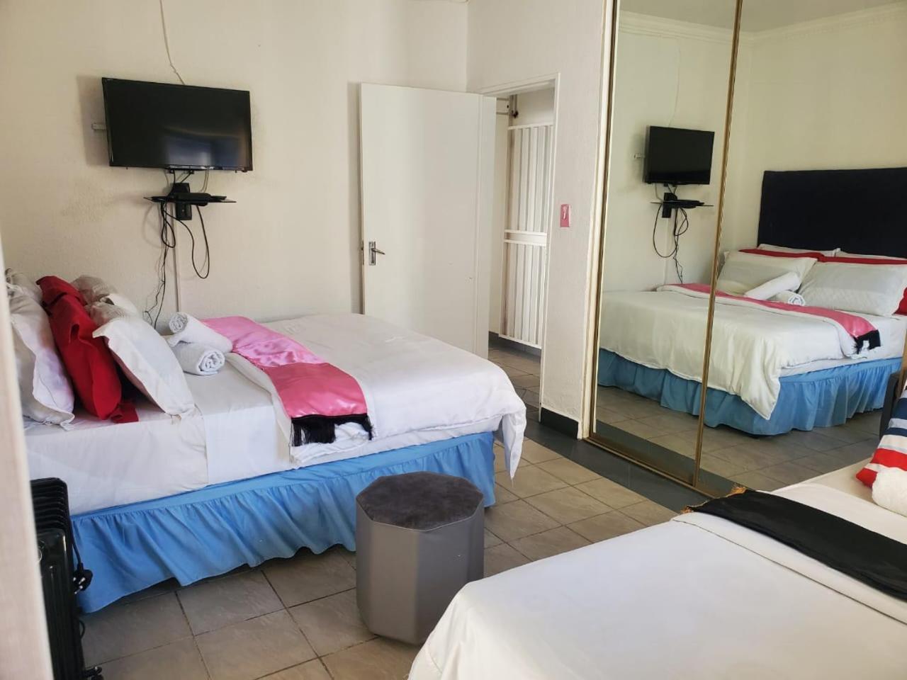 Lancaster Guest House 복스버그 외부 사진